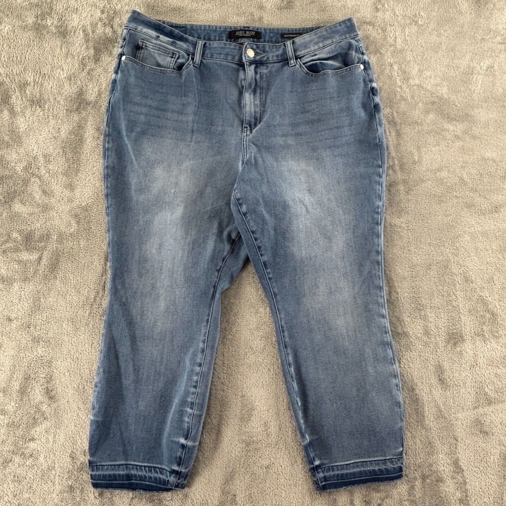 Judy Blue Boyfriend Fit Crop Jeans‎ 20W Medium Wash Stretch 25" Inseam Raw Hem